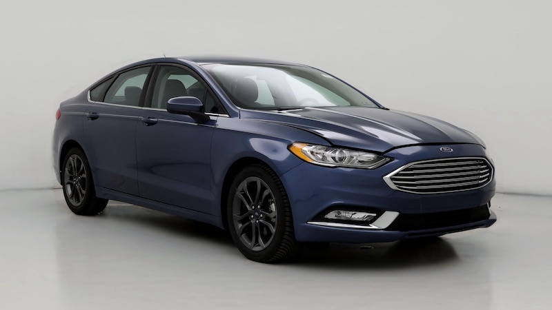 2018 Ford Fusion SE Hero Image