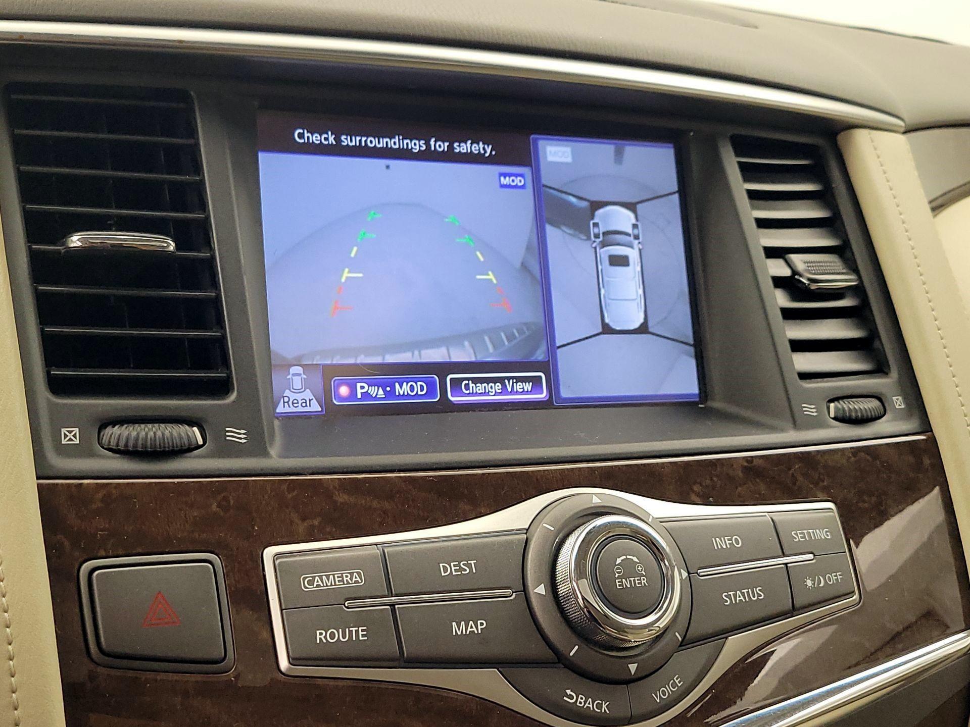 Thumbnail: 2017 INFINITI QX80 - 15