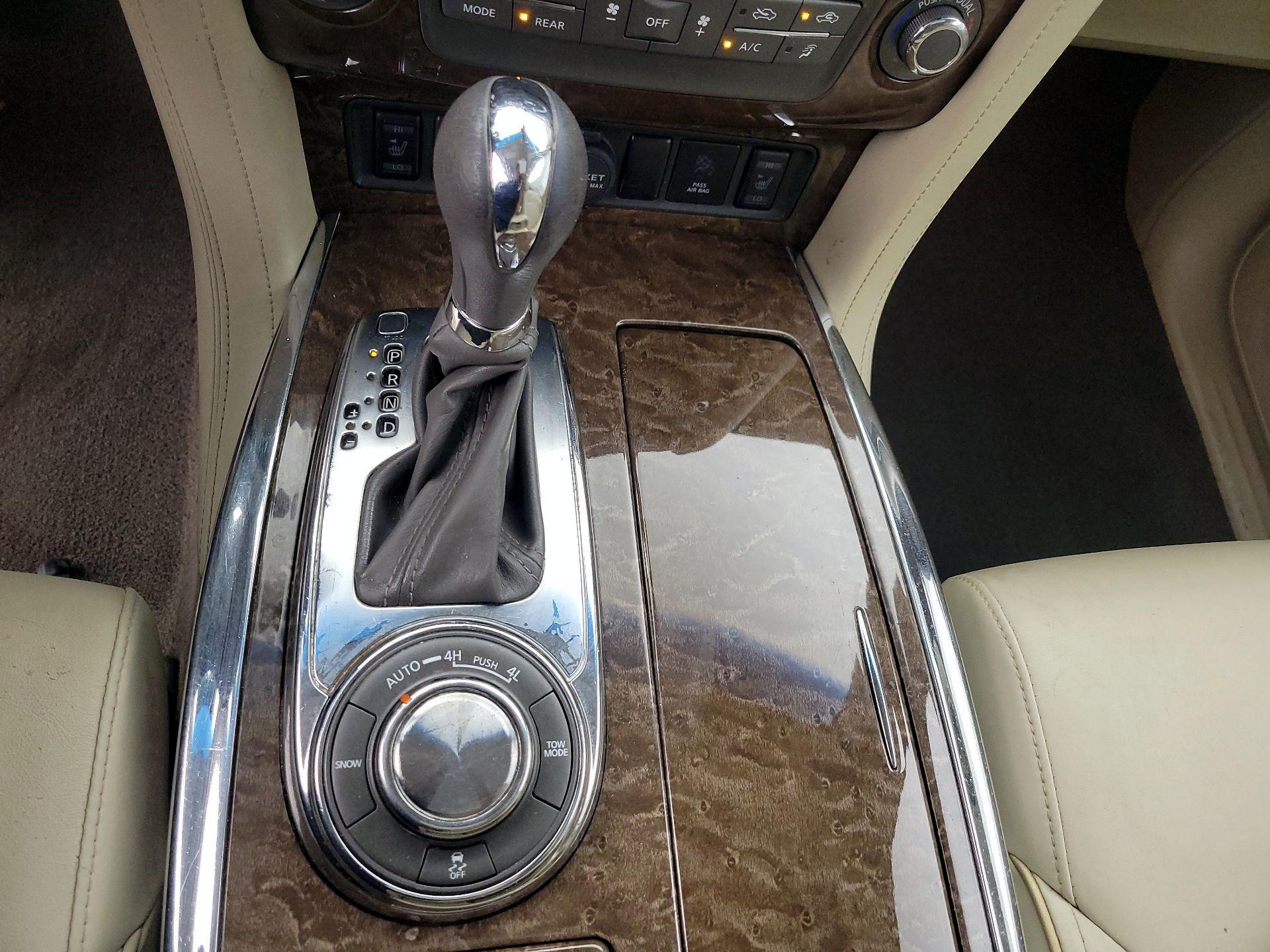 Thumbnail: 2017 INFINITI QX80 - 18