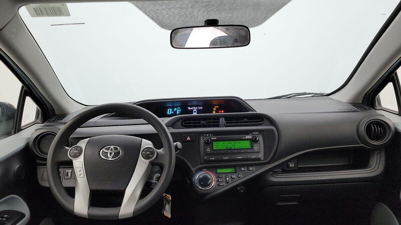 2014 Toyota Prius c One 9