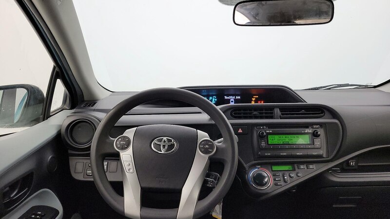 2014 Toyota Prius c One 10