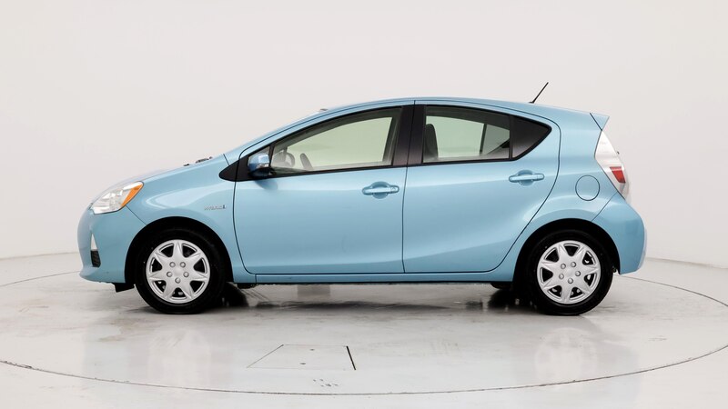 2014 Toyota Prius c One 3