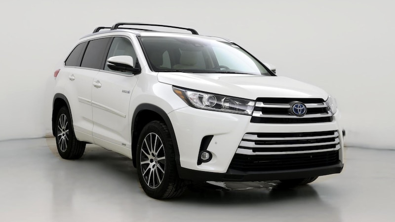 2019 Toyota Highlander Limited Platinum Hero Image