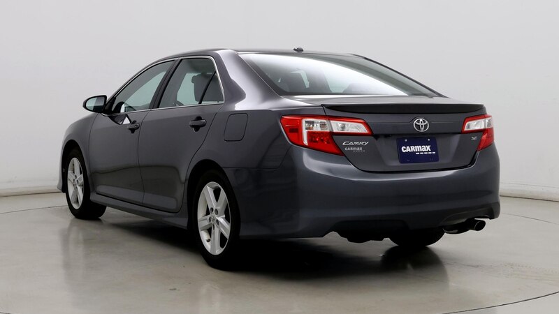 2014 Toyota Camry SE 2