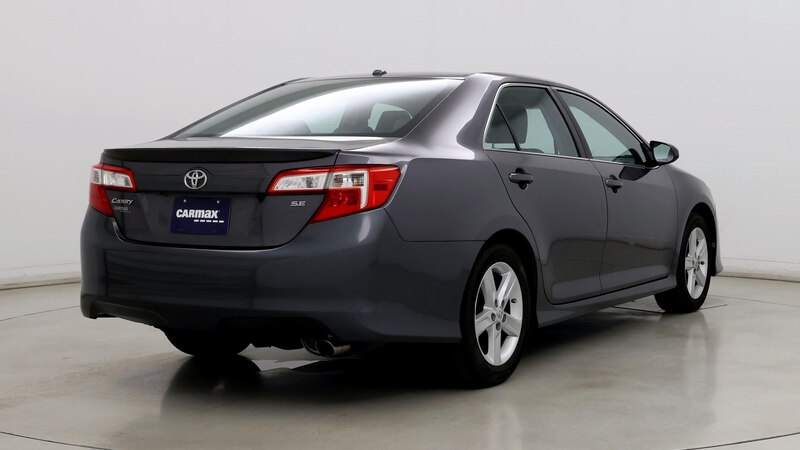 2014 Toyota Camry SE 8