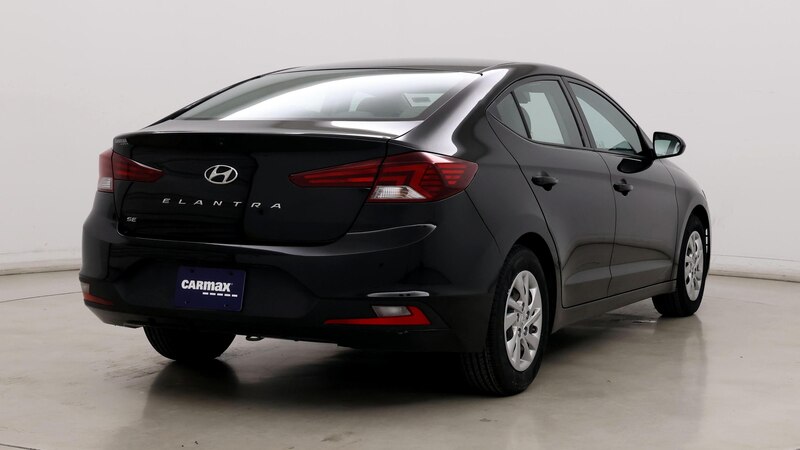 2020 Hyundai Elantra SE 8