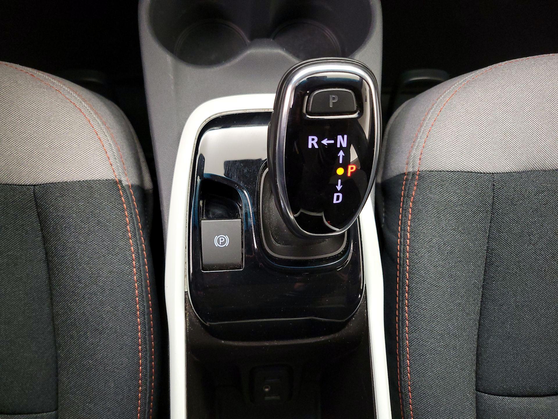 Thumbnail: 2021 Chevrolet Bolt EV - 17