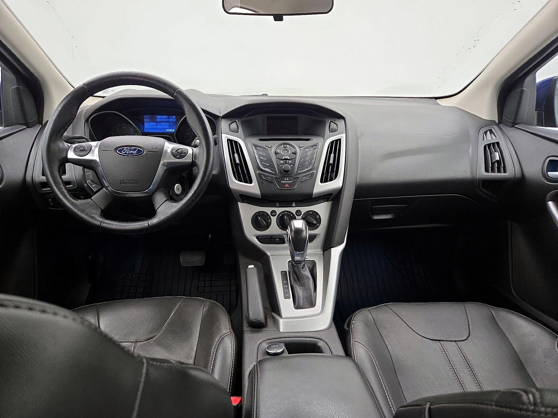 Thumbnail: 2014 Ford Focus - 9