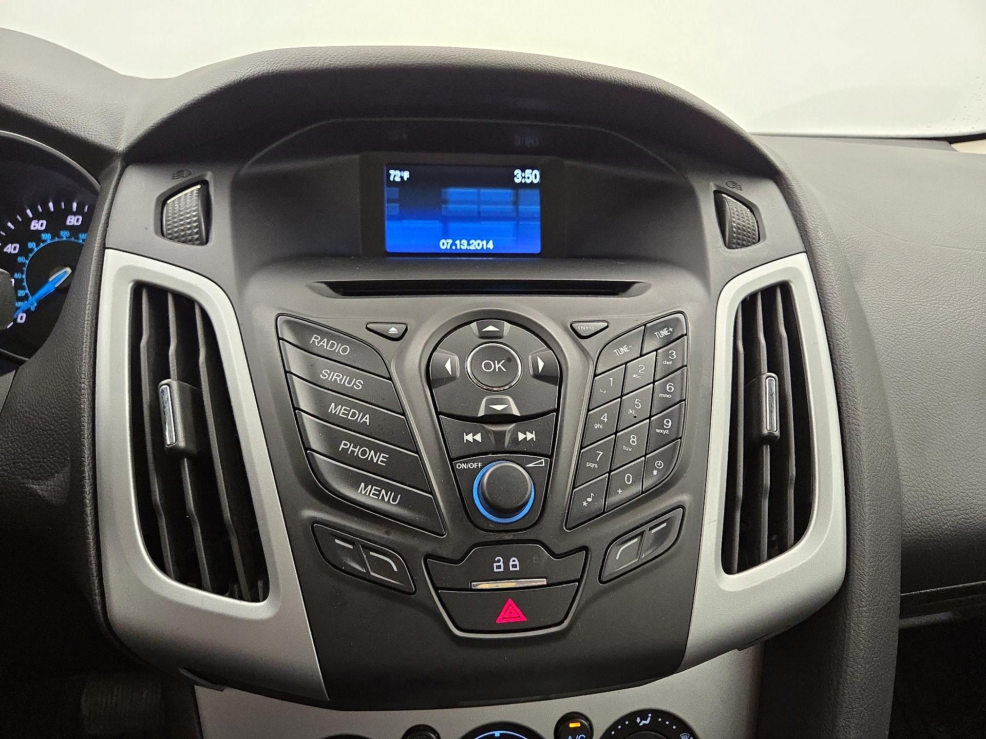 Thumbnail: 2014 Ford Focus - 14