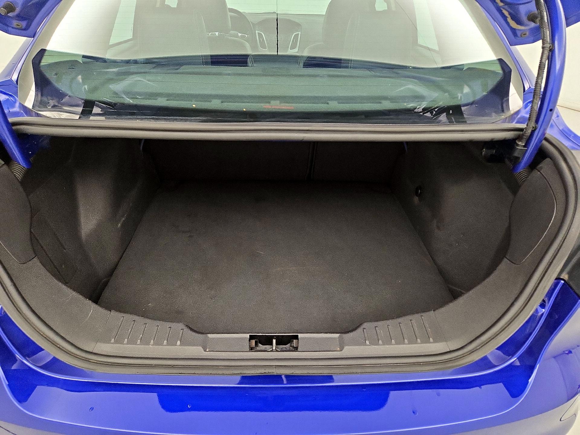 Thumbnail: 2014 Ford Focus - 19