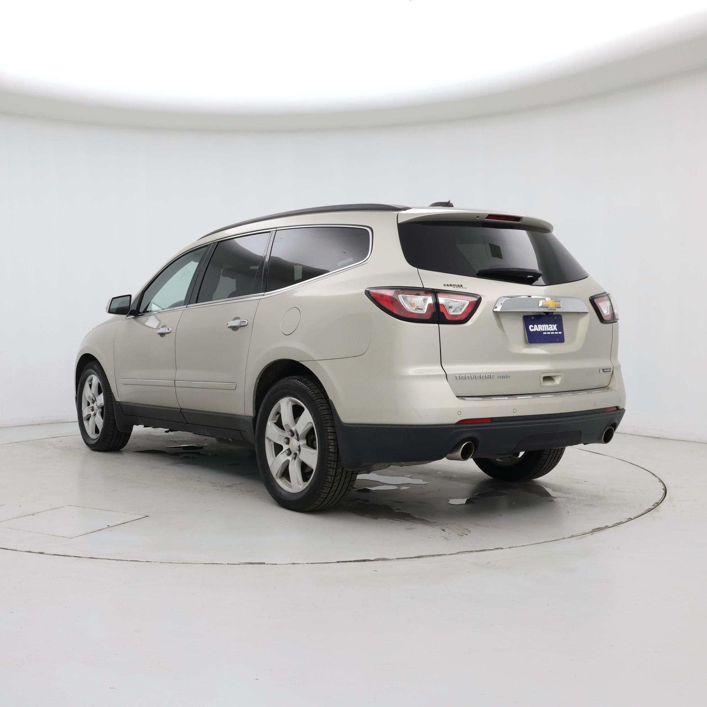 Thumbnail: 2017 Chevrolet Traverse - 2