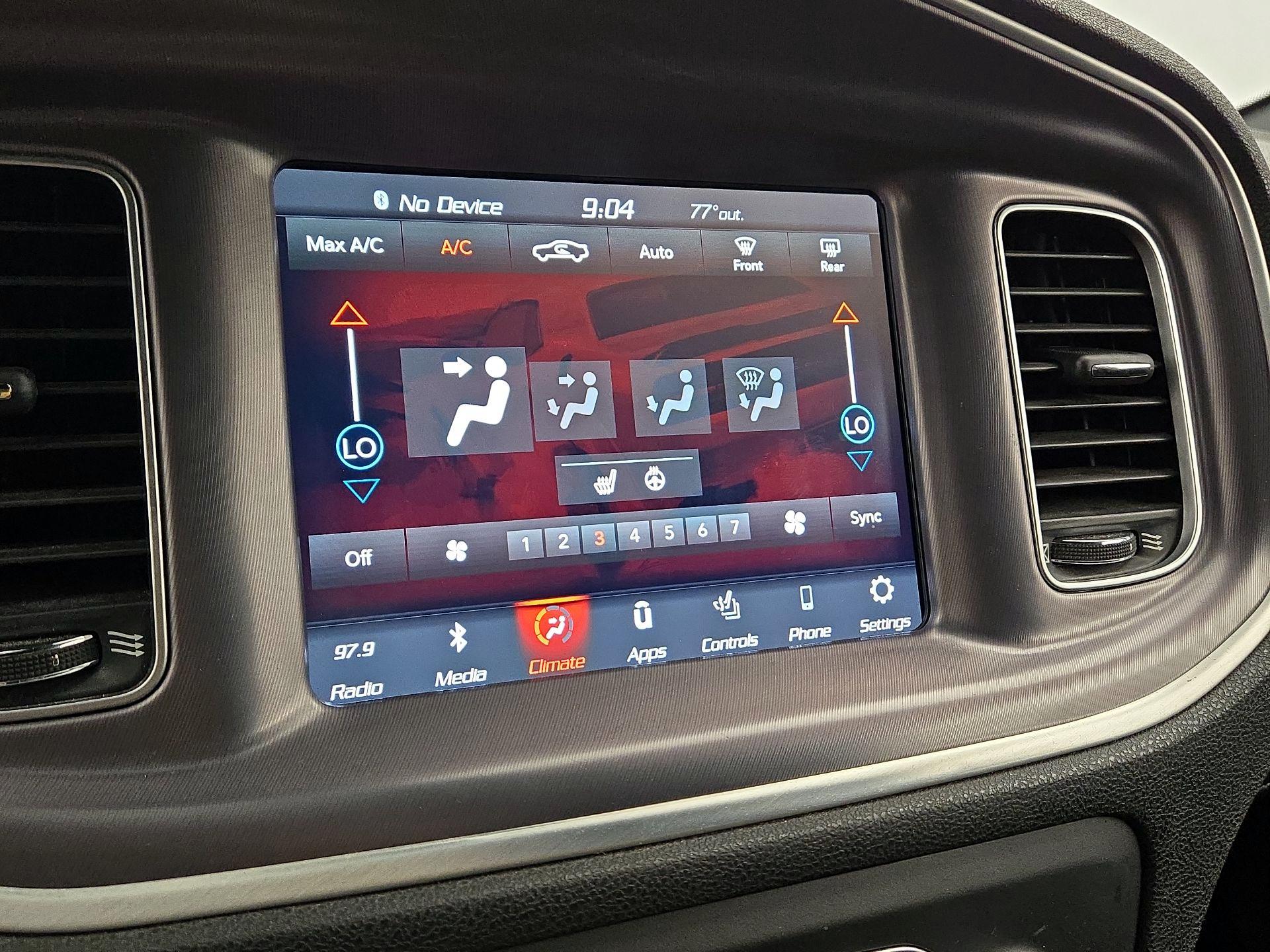 Thumbnail: 2019 Dodge Charger - 16