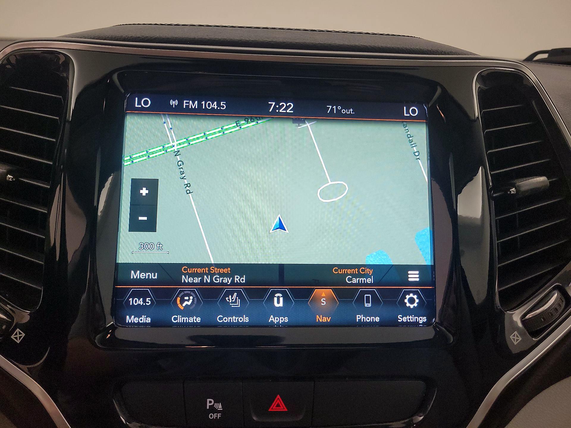 Thumbnail: 2020 Jeep Cherokee - 14