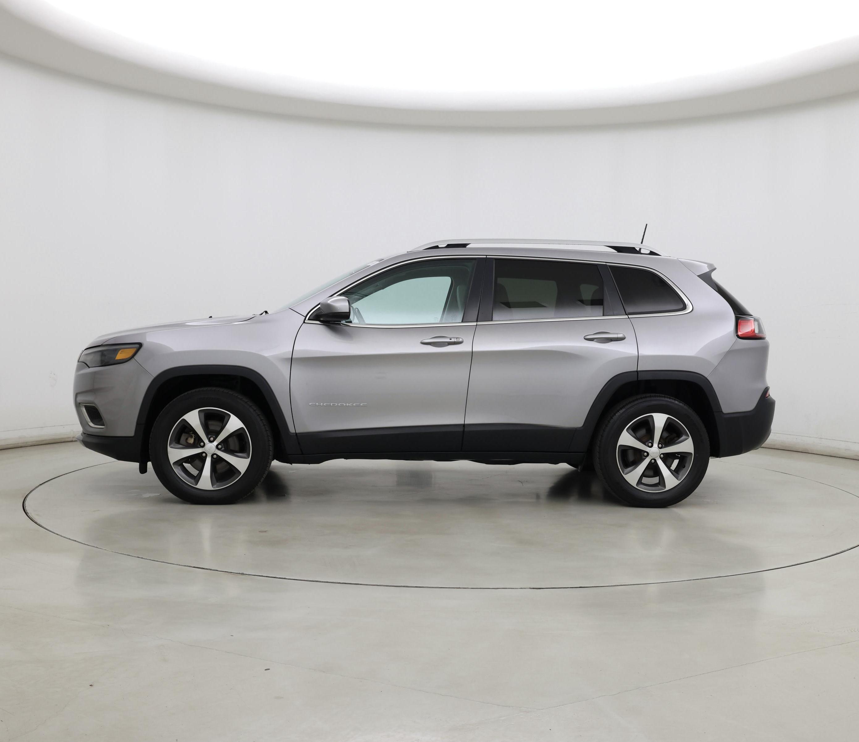 Thumbnail: 2020 Jeep Cherokee - 3