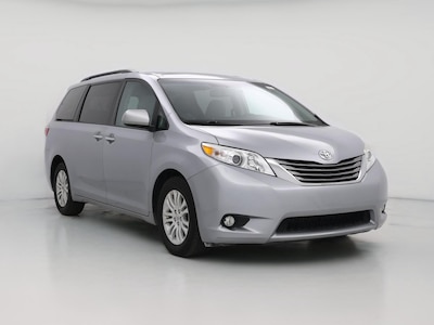 2017 Toyota Sienna XLE Premium -
                Madison, TN