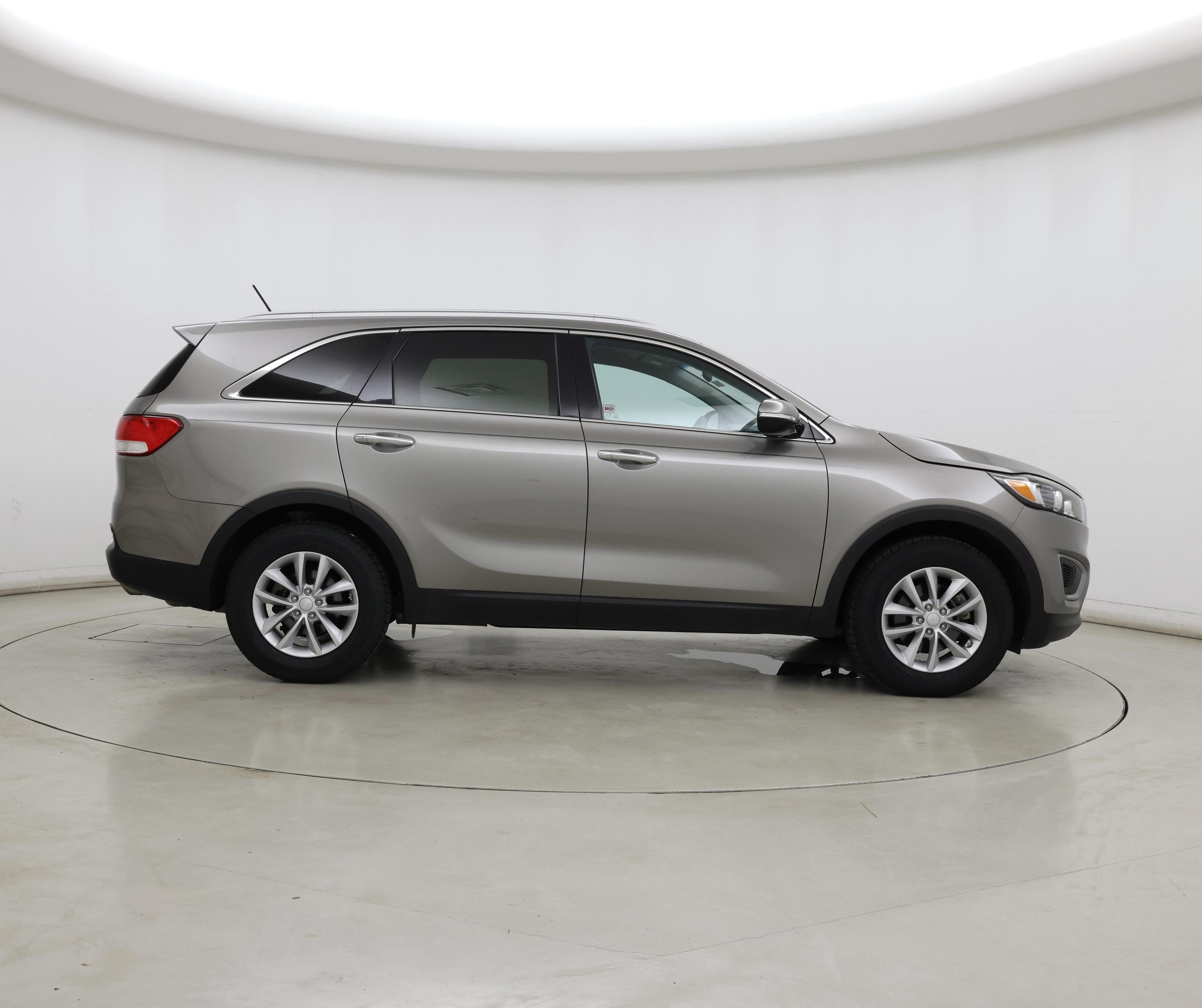 Thumbnail: 2017 Kia Sorento - 7