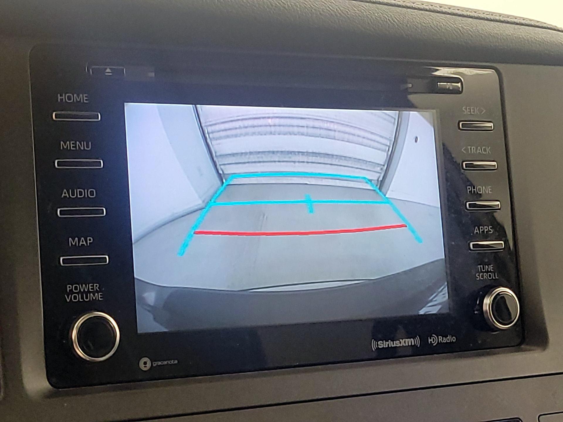 Thumbnail: 2020 Toyota Sienna - 15