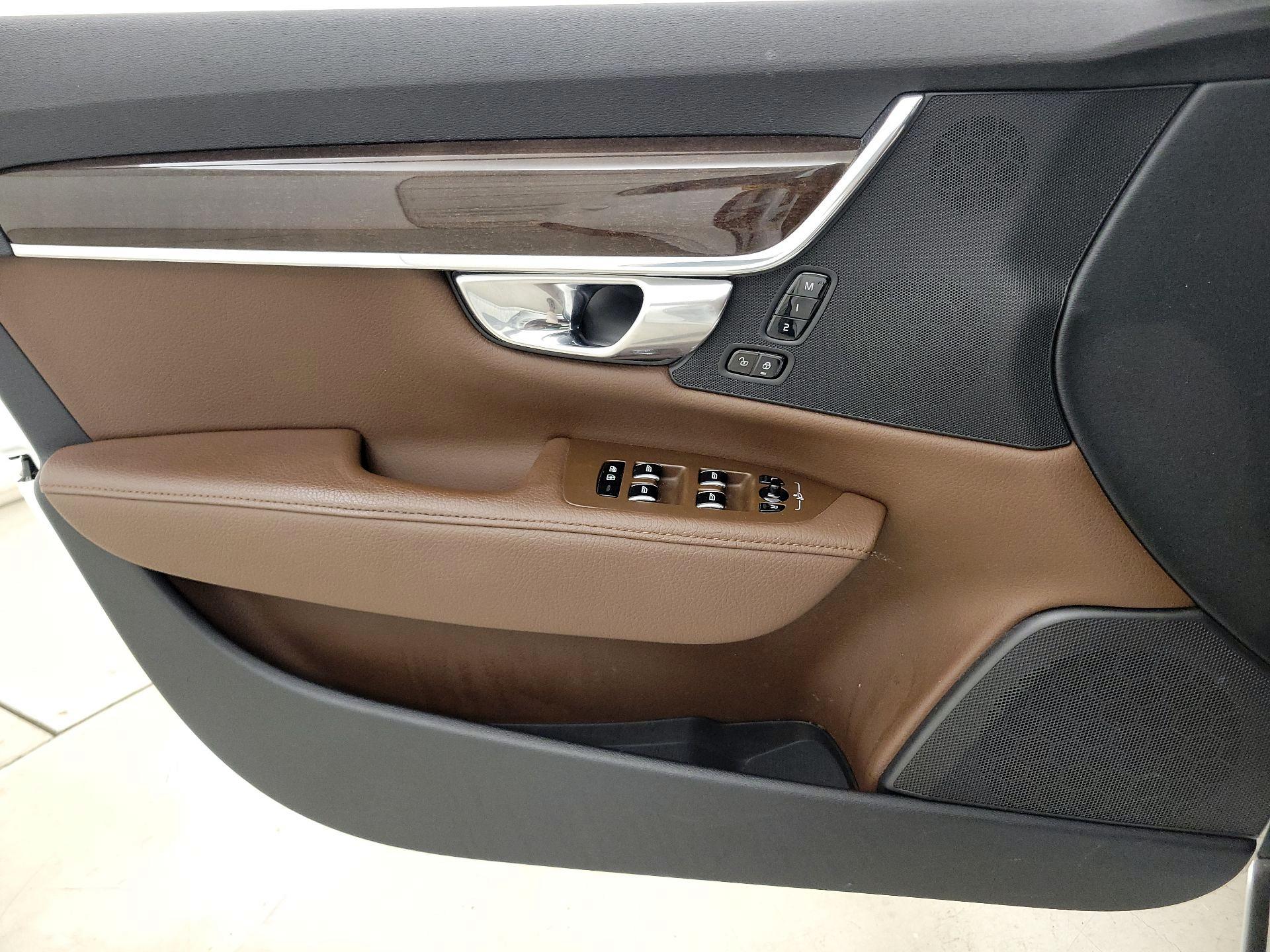 Thumbnail: 2020 Volvo S90 - 12