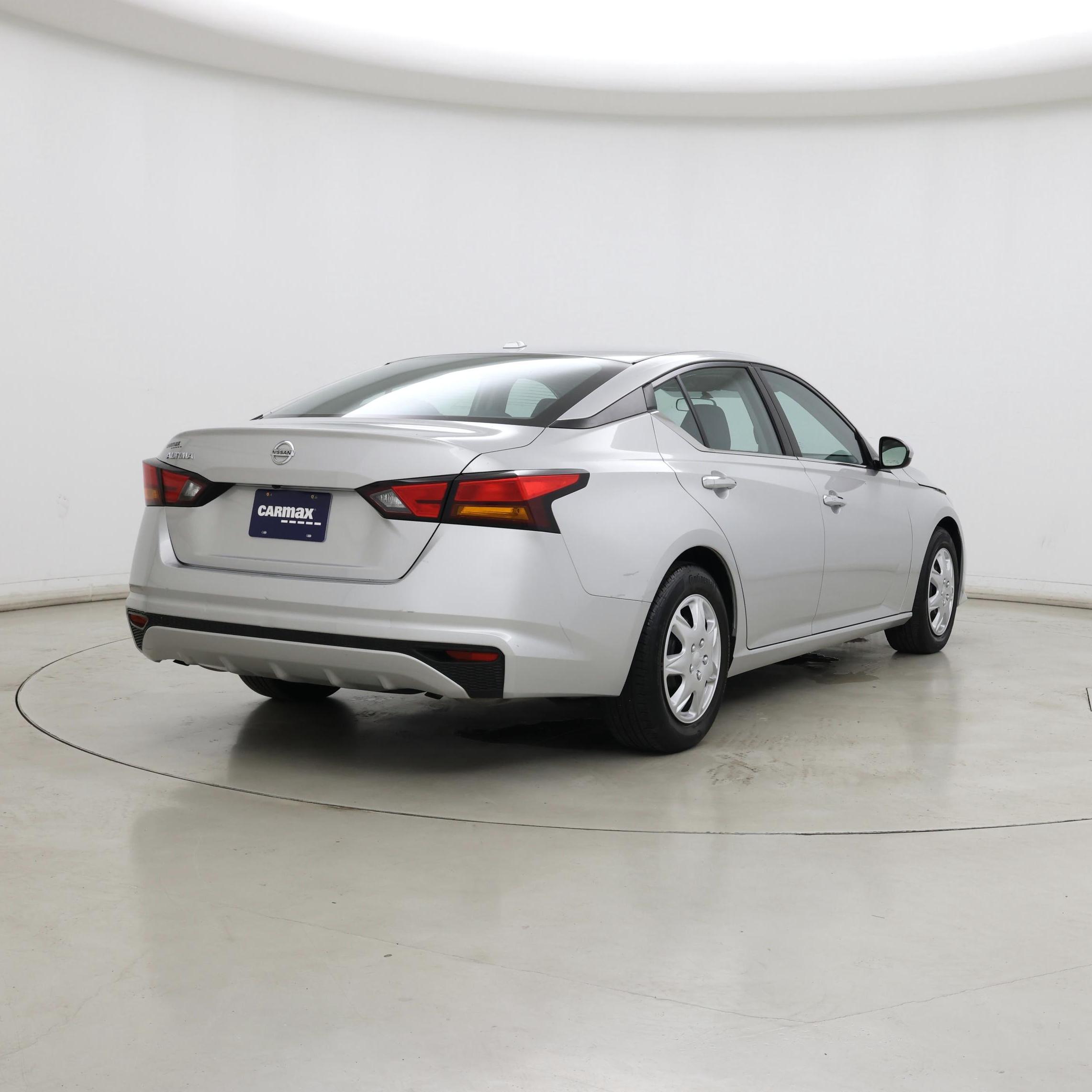 Thumbnail: 2020 Nissan Altima - 8