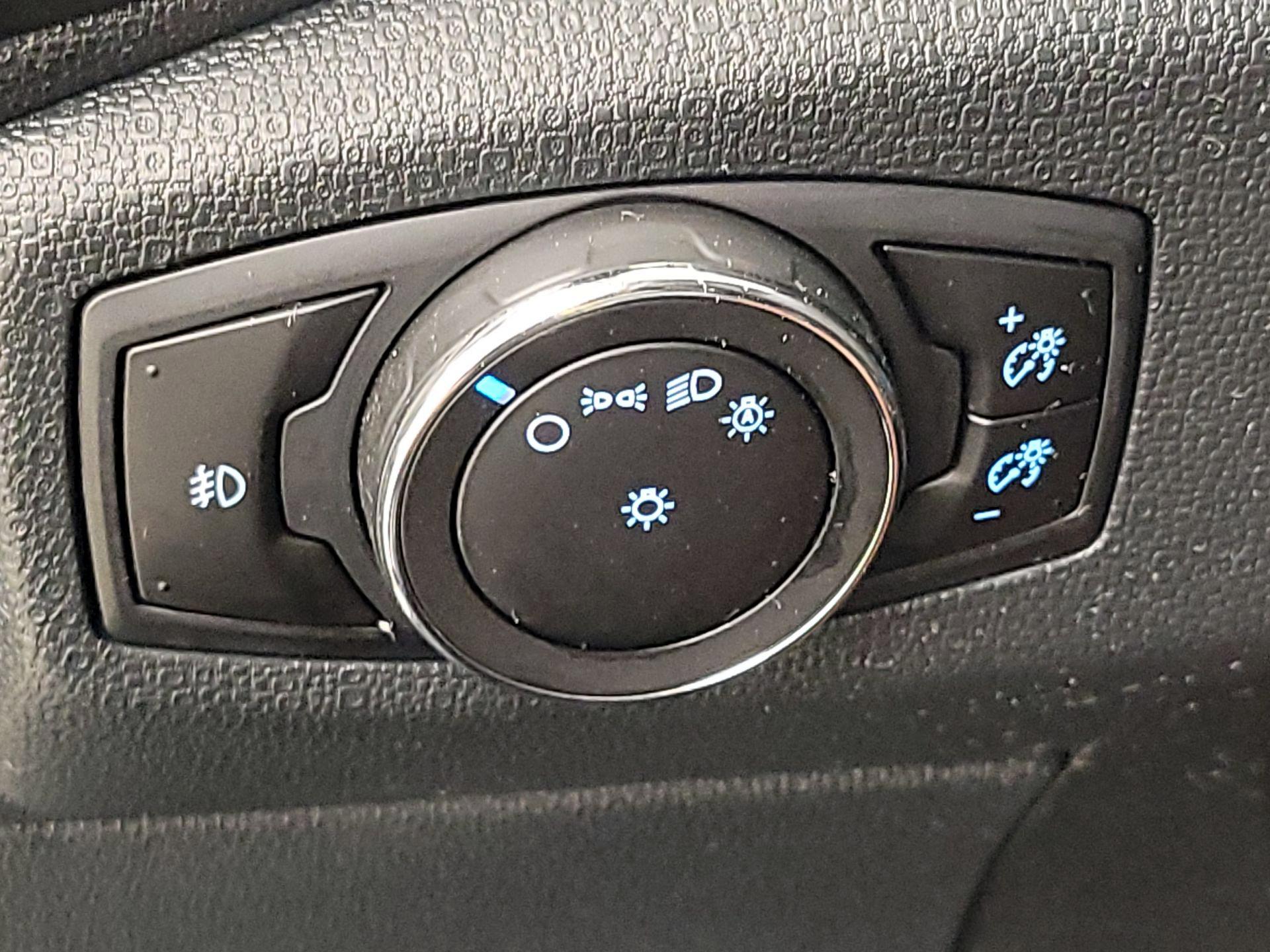 Thumbnail: 2020 Ford EcoSport - 13