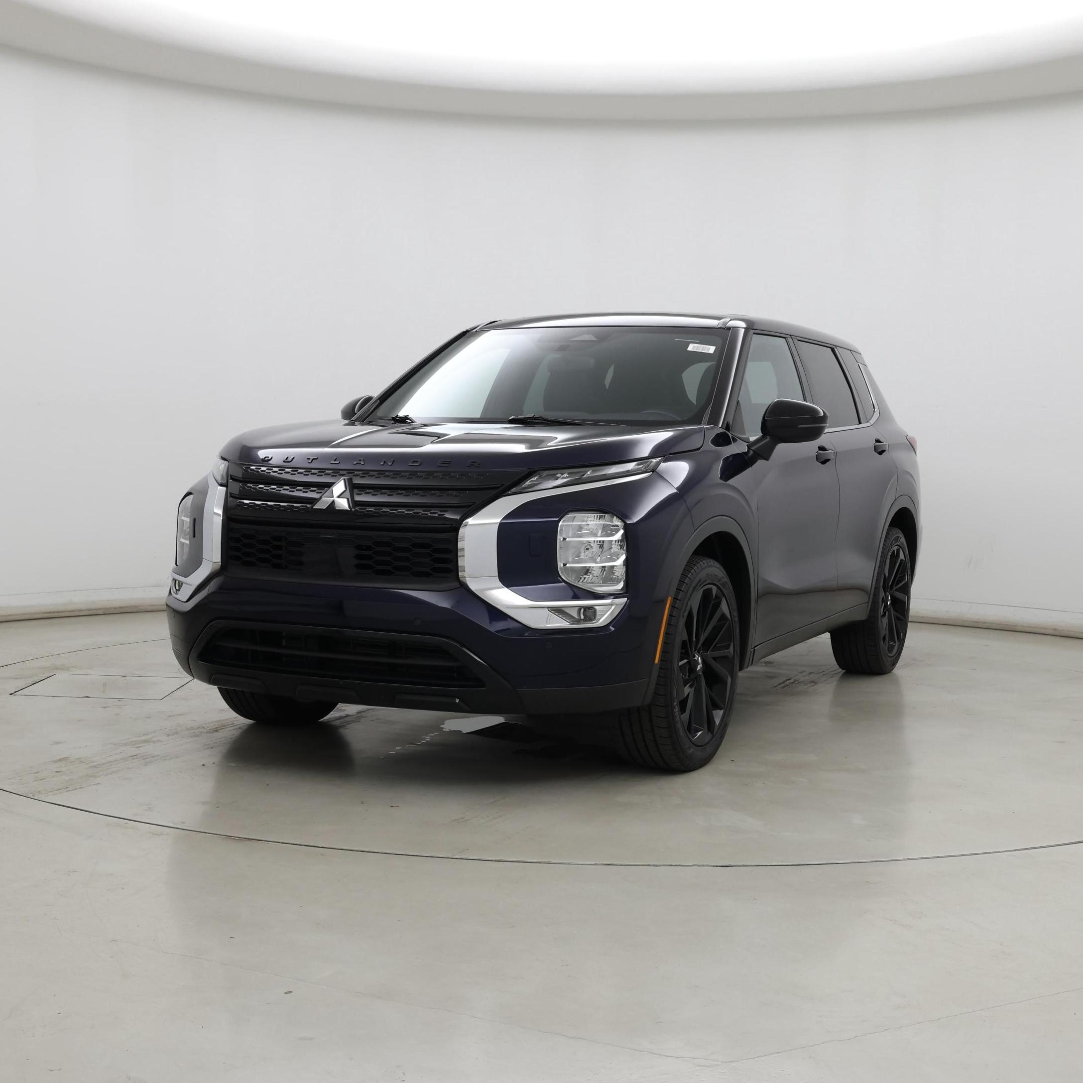 Thumbnail: 2022 Mitsubishi Outlander - 4