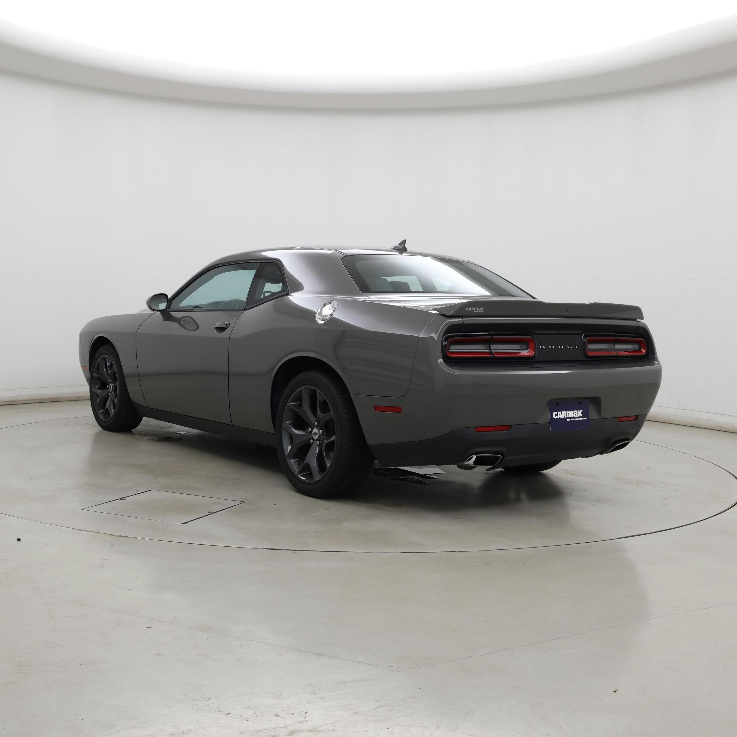 Thumbnail: 2017 Dodge Challenger - 2