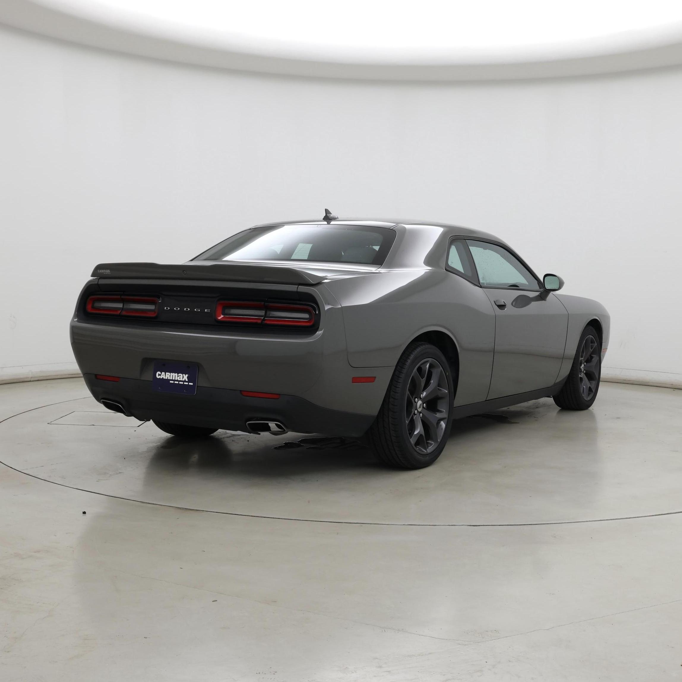 Thumbnail: 2017 Dodge Challenger - 8