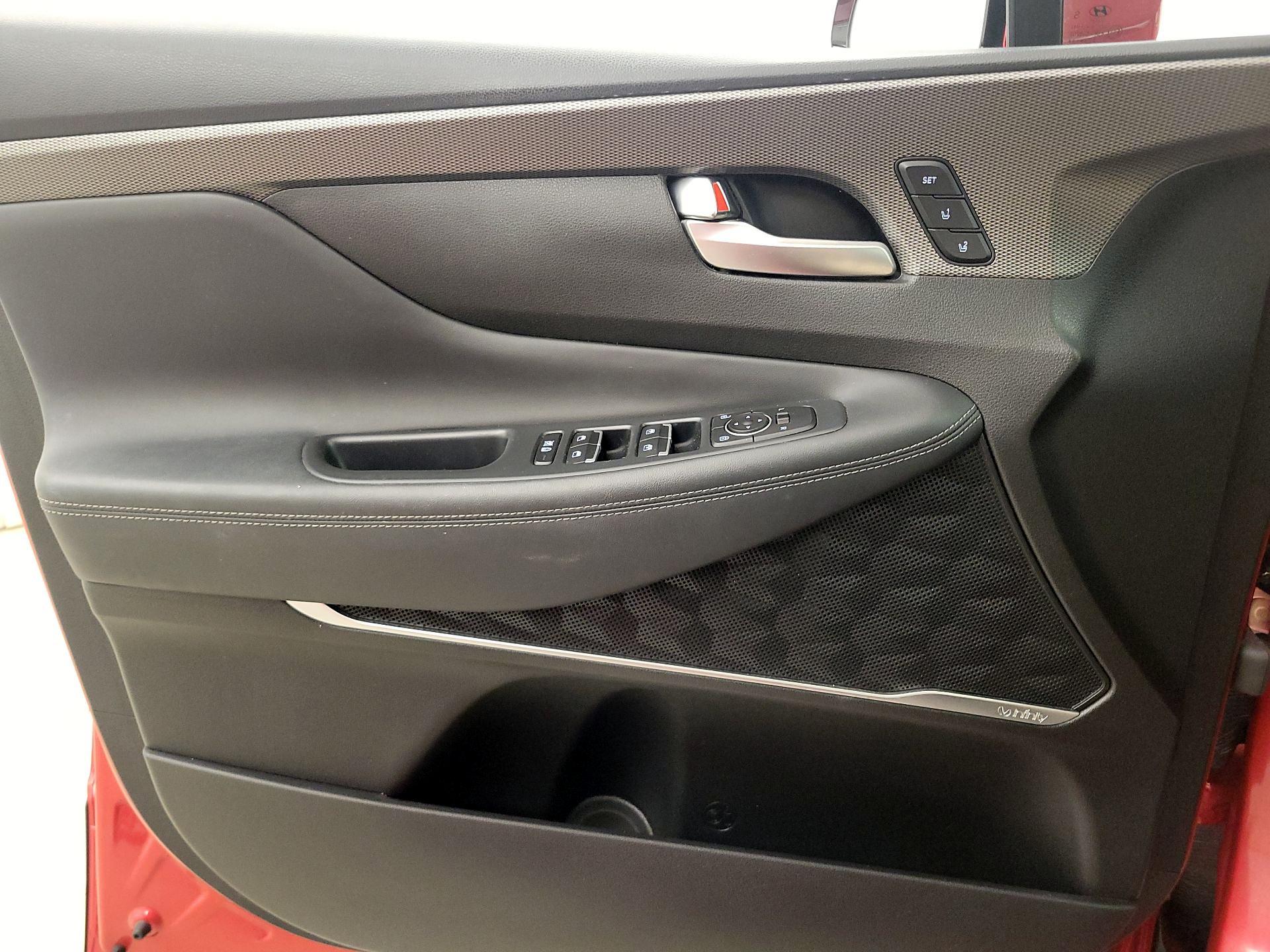 Thumbnail: 2020 Hyundai Santa Fe - 12