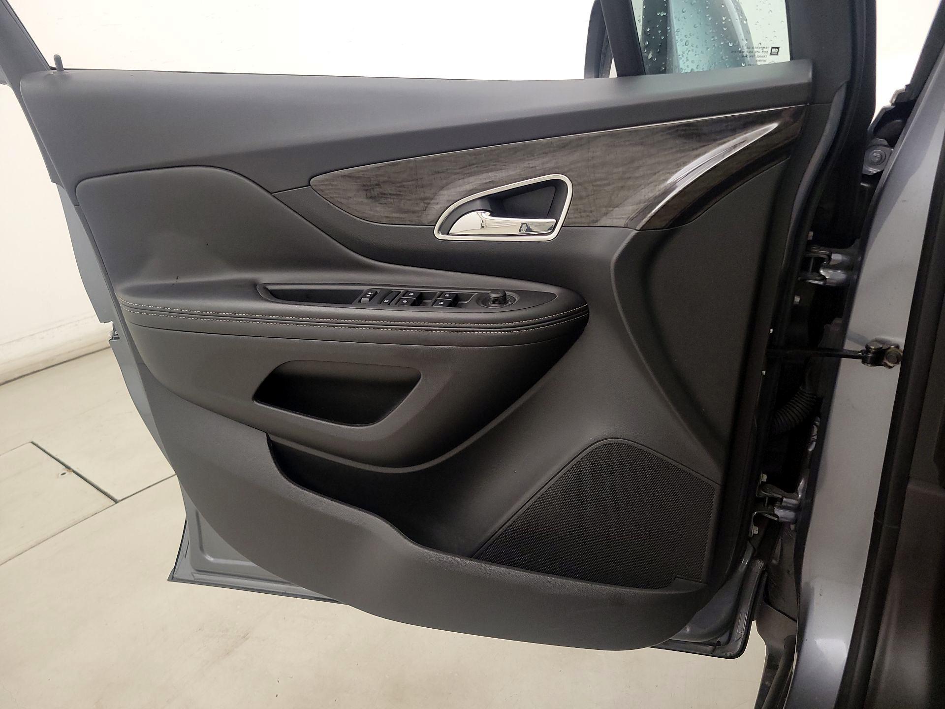Thumbnail: 2014 Buick Encore - 12