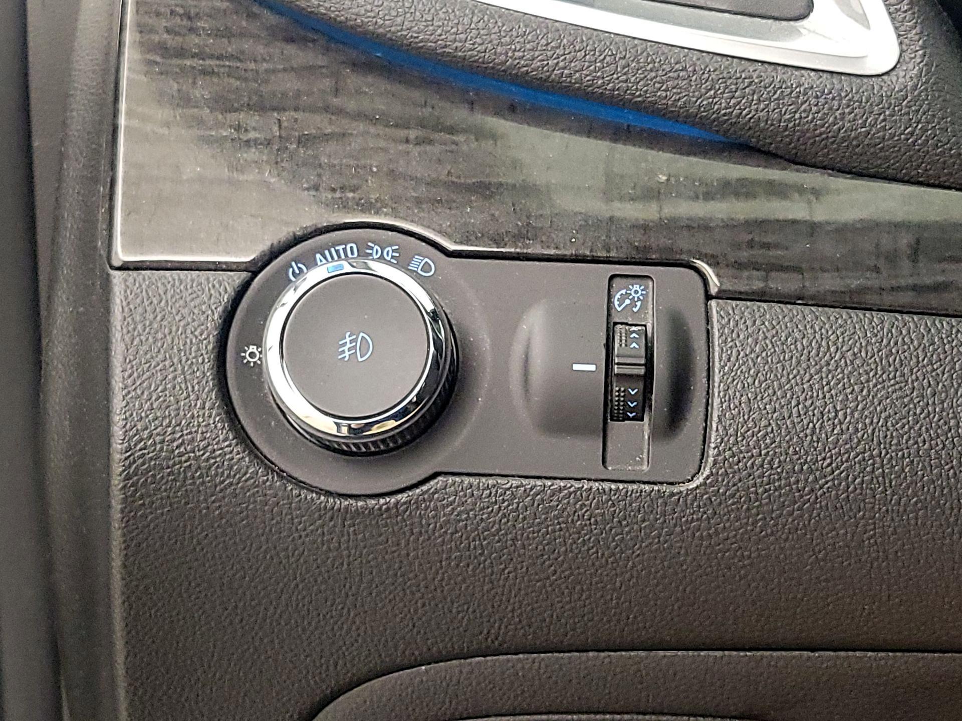Thumbnail: 2014 Buick Encore - 13