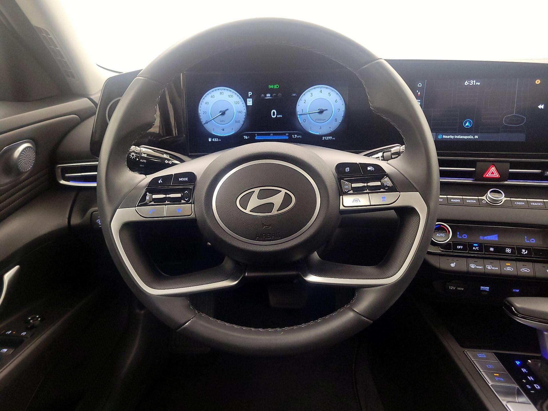 Thumbnail: 2024 Hyundai Elantra - 10