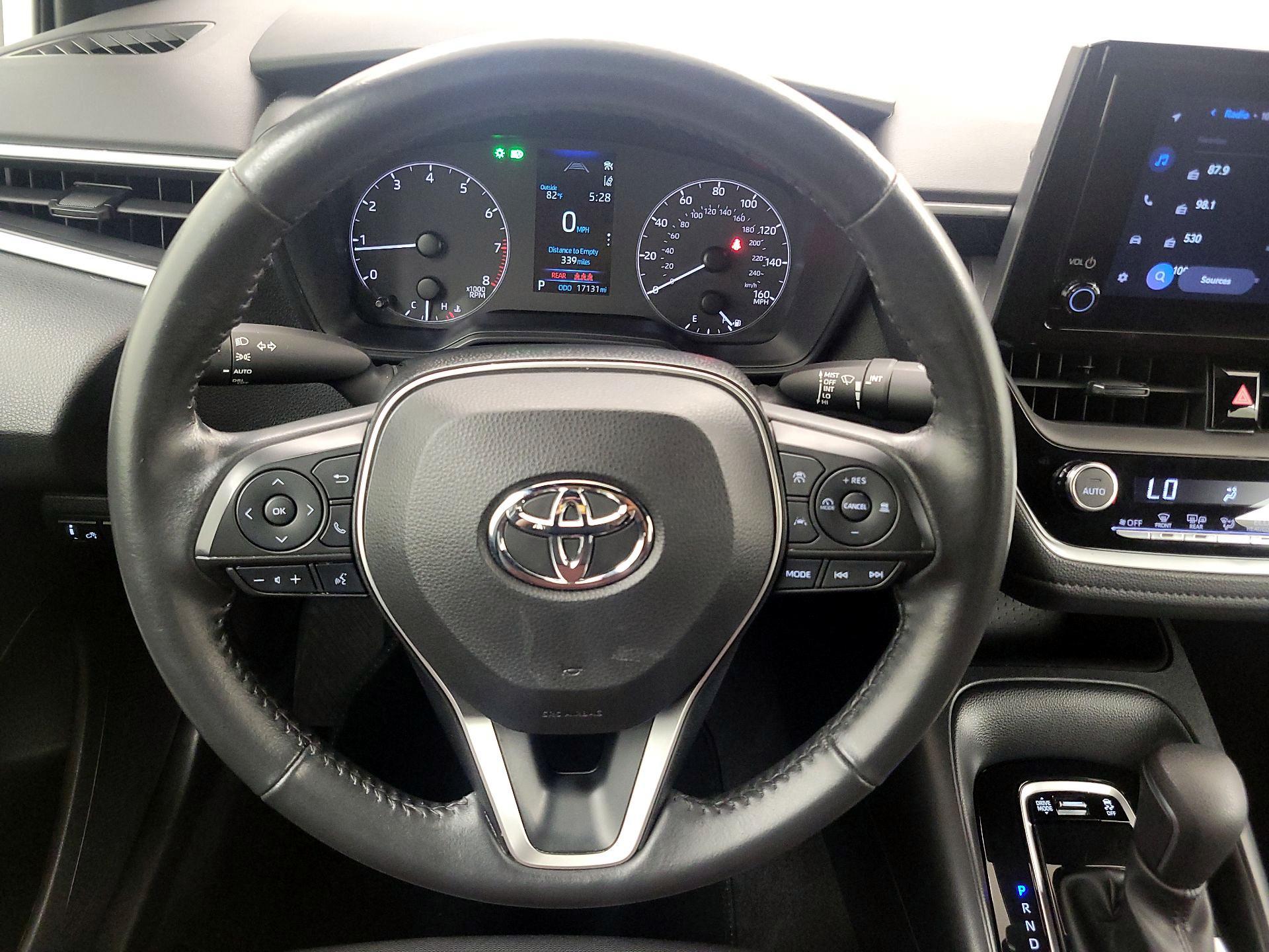 Thumbnail: 2023 Toyota Corolla - 10