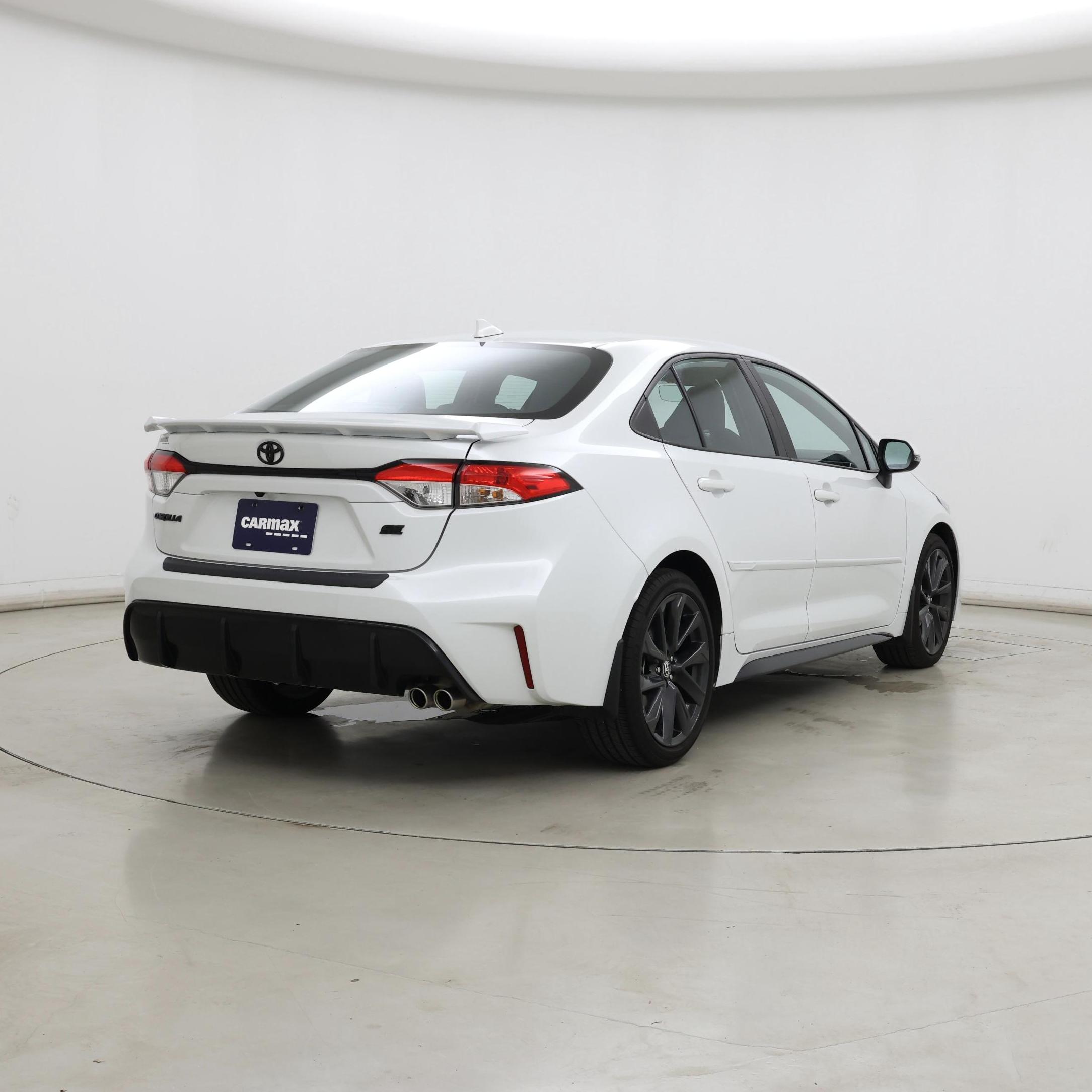 Thumbnail: 2023 Toyota Corolla - 8