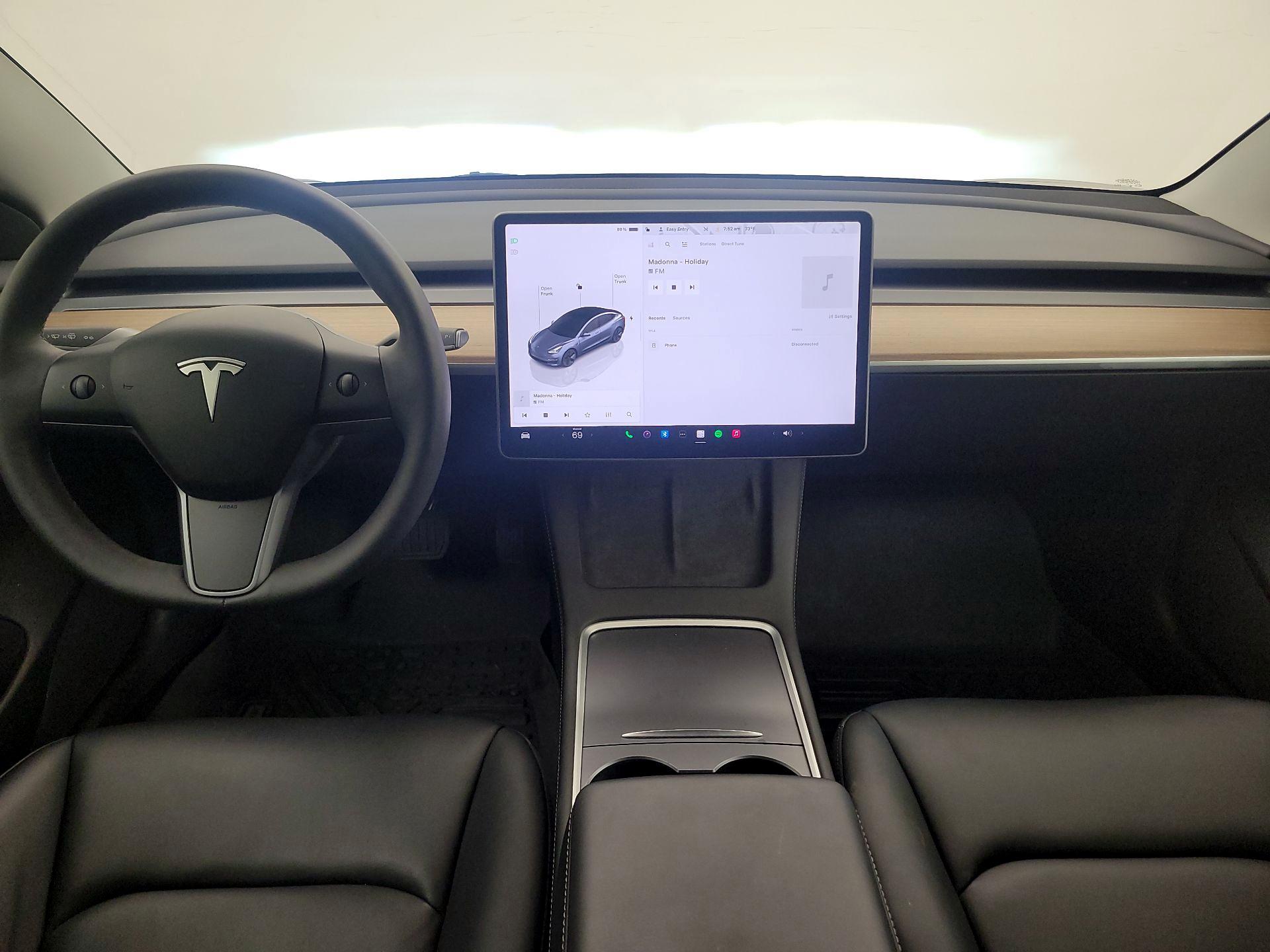 Thumbnail: 2023 Tesla Model 3 - 9