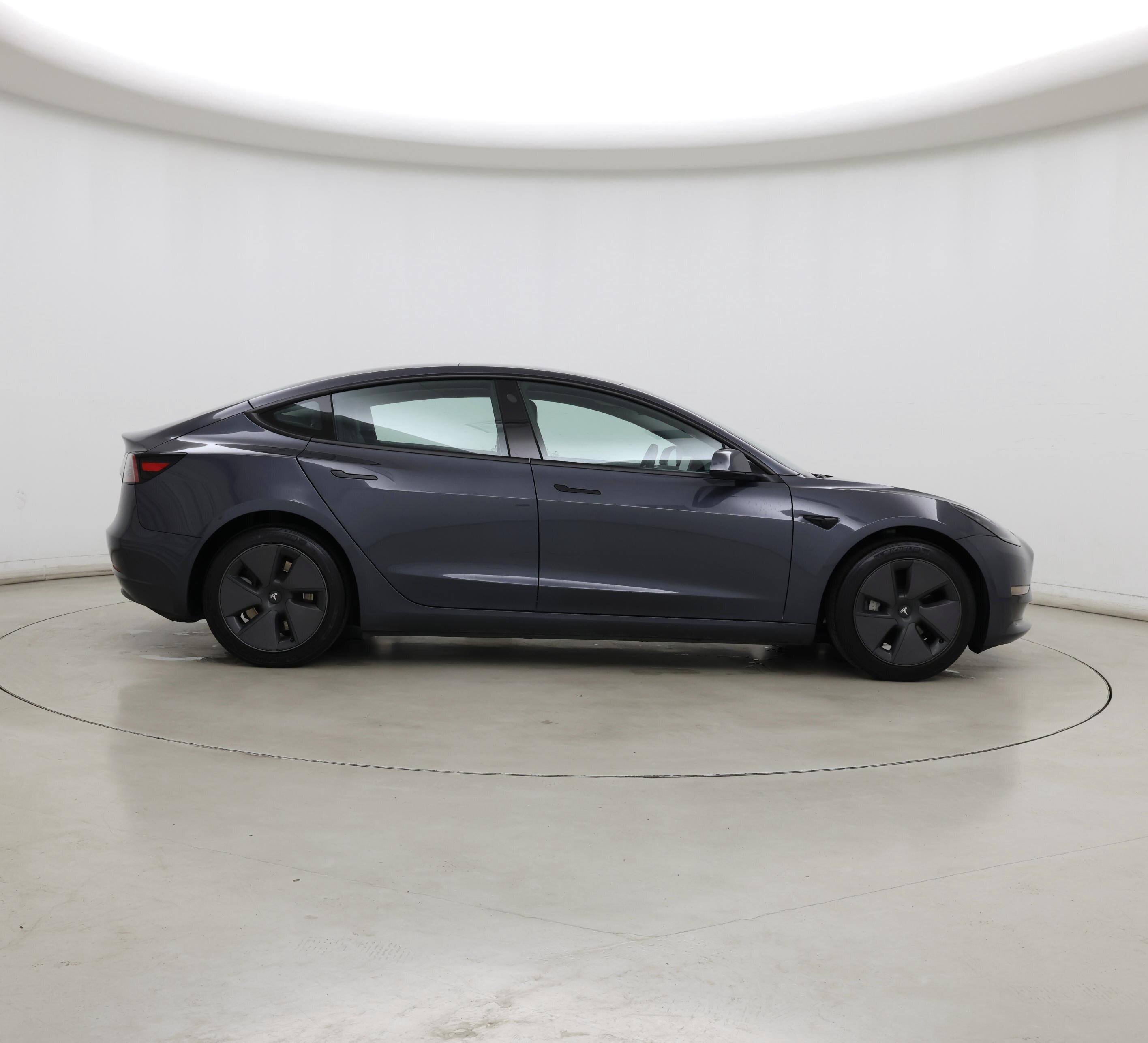 Thumbnail: 2023 Tesla Model 3 - 7