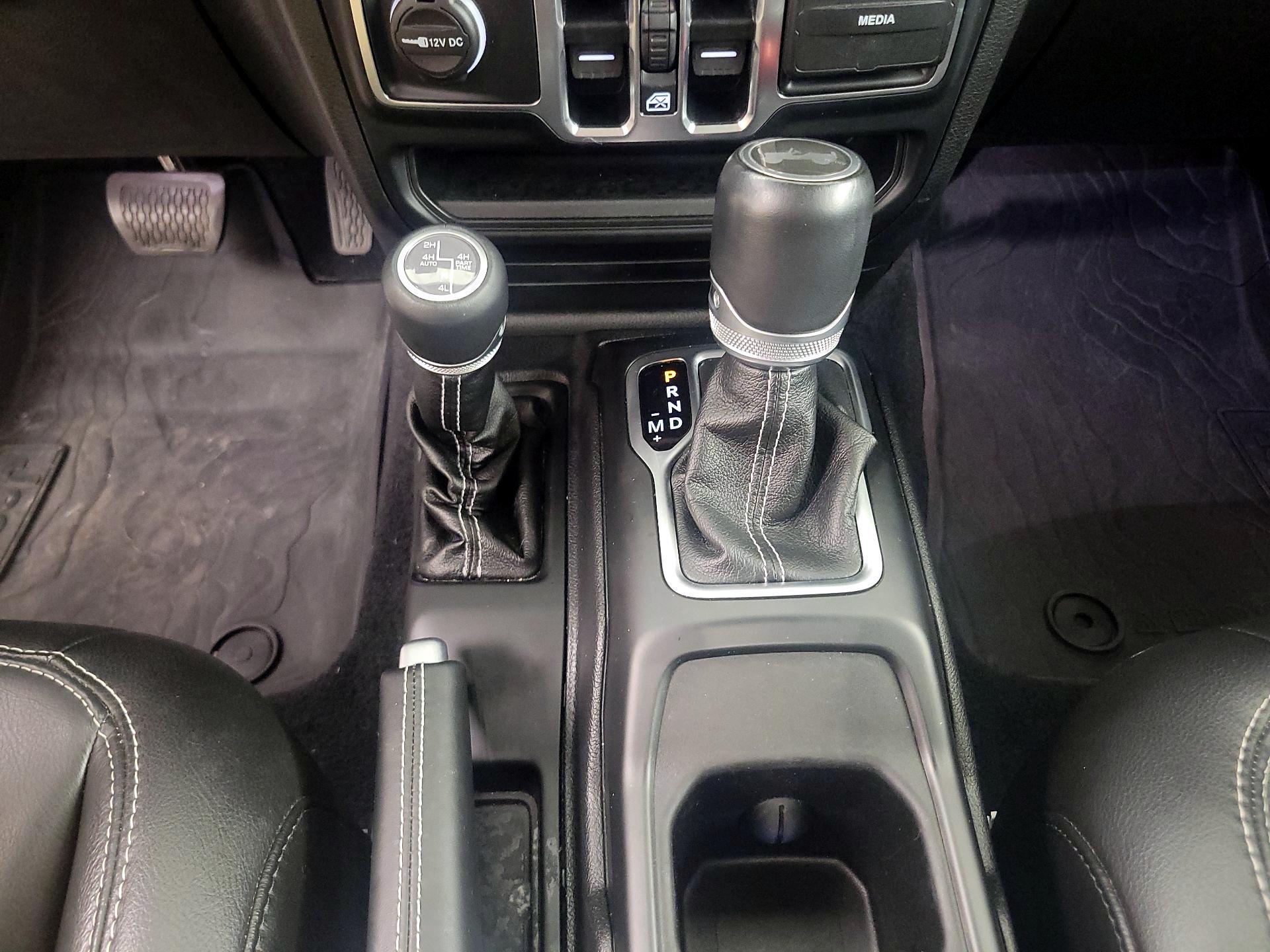 Thumbnail: 2020 Jeep Wrangler - 18