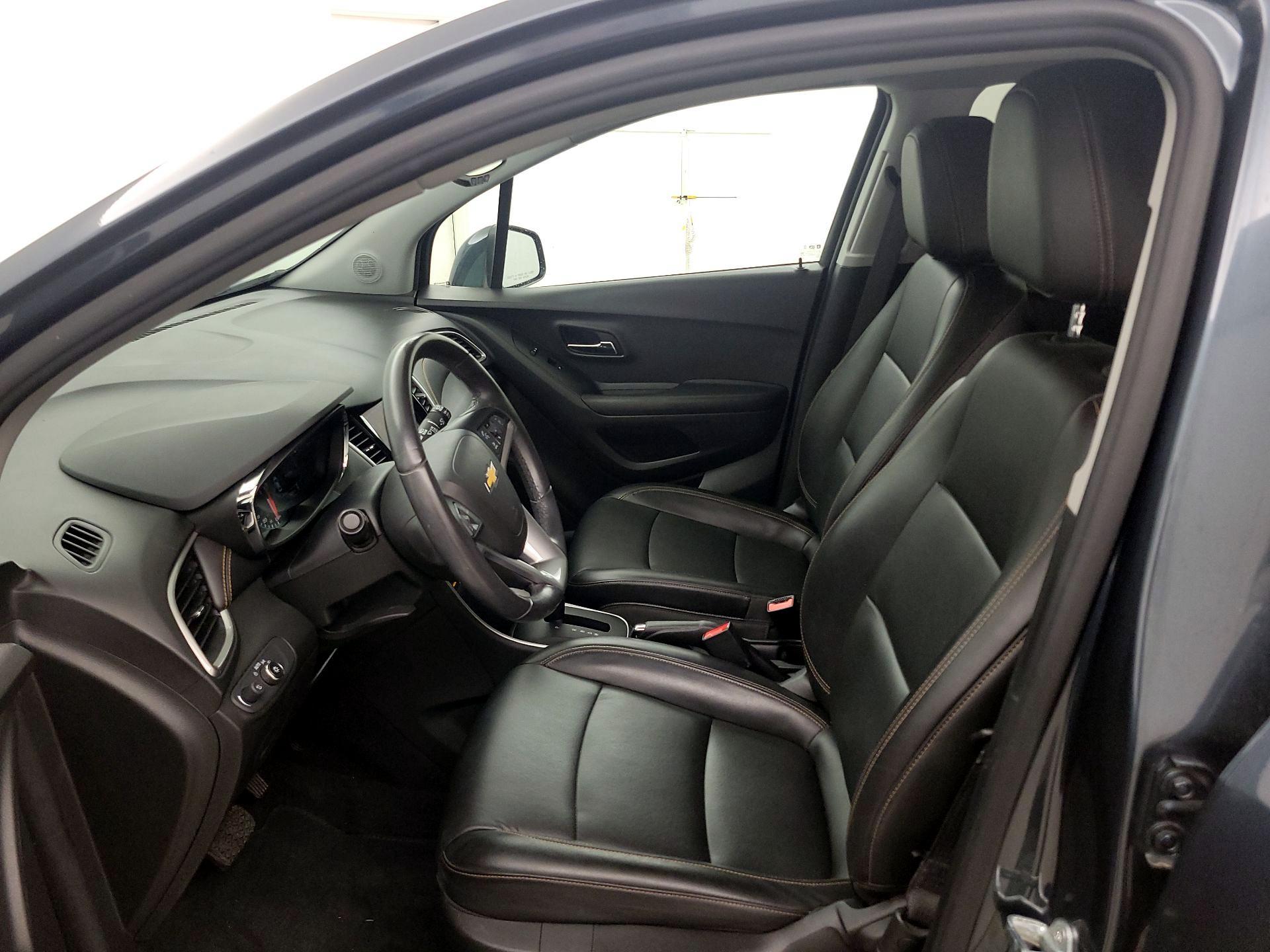 Thumbnail: 2022 Chevrolet Trax - 11