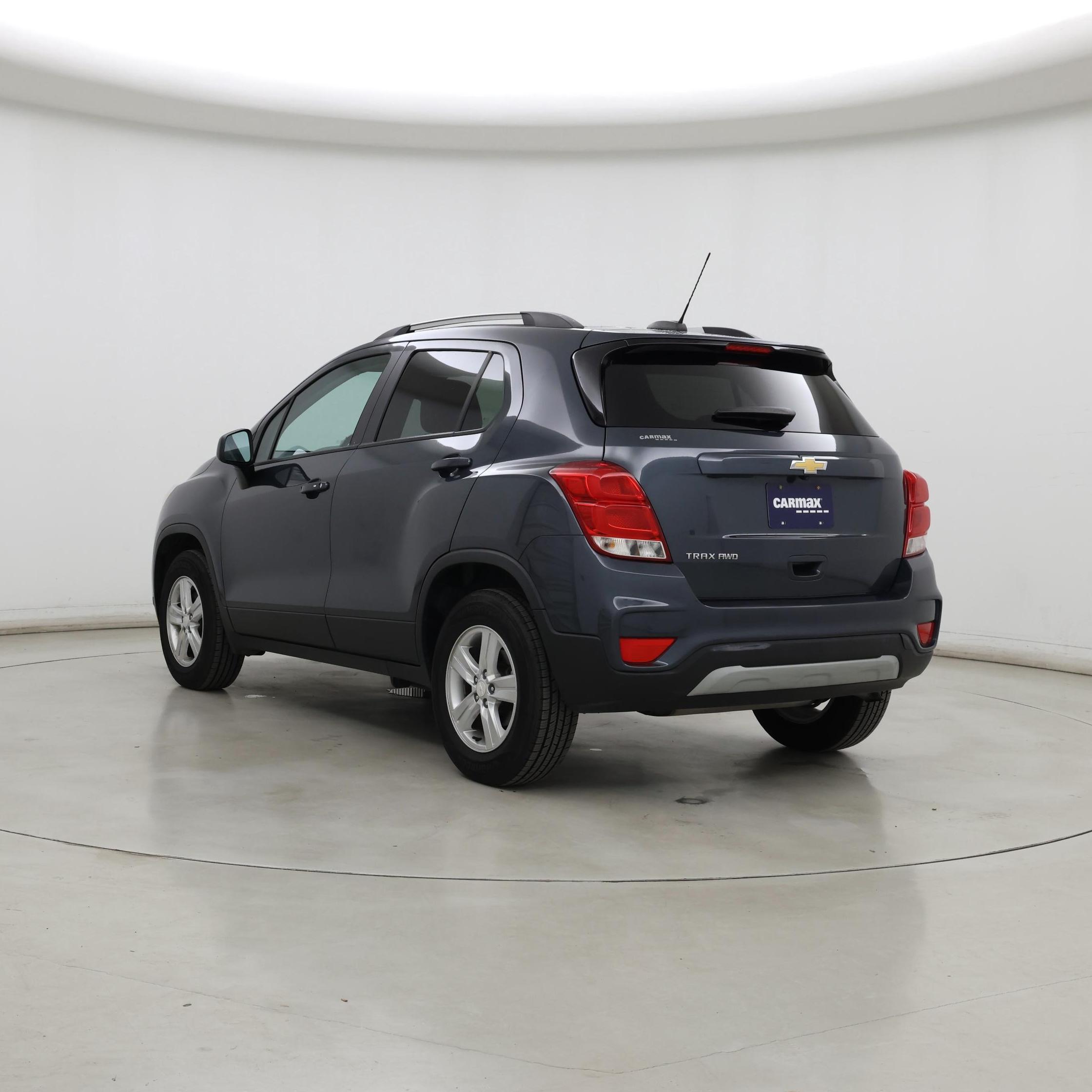 Thumbnail: 2022 Chevrolet Trax - 2