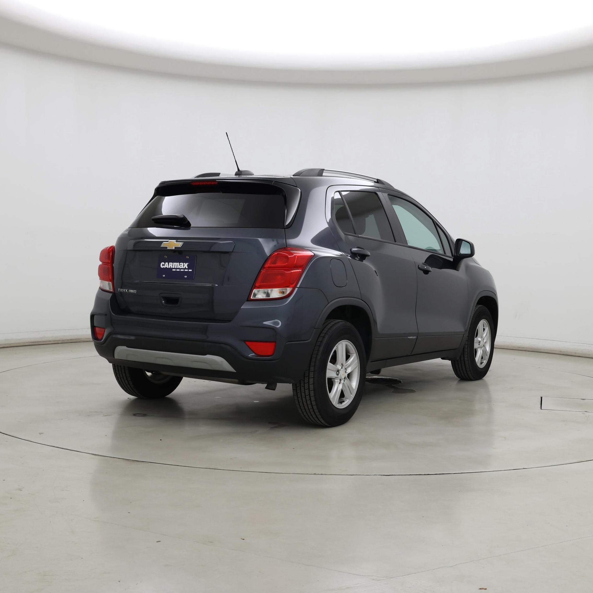 Thumbnail: 2022 Chevrolet Trax - 8