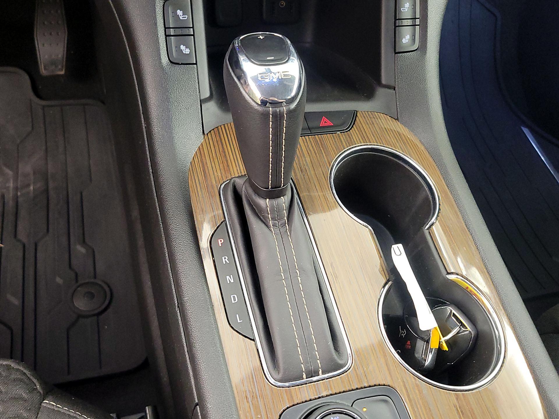 Thumbnail: 2019 GMC Acadia - 17