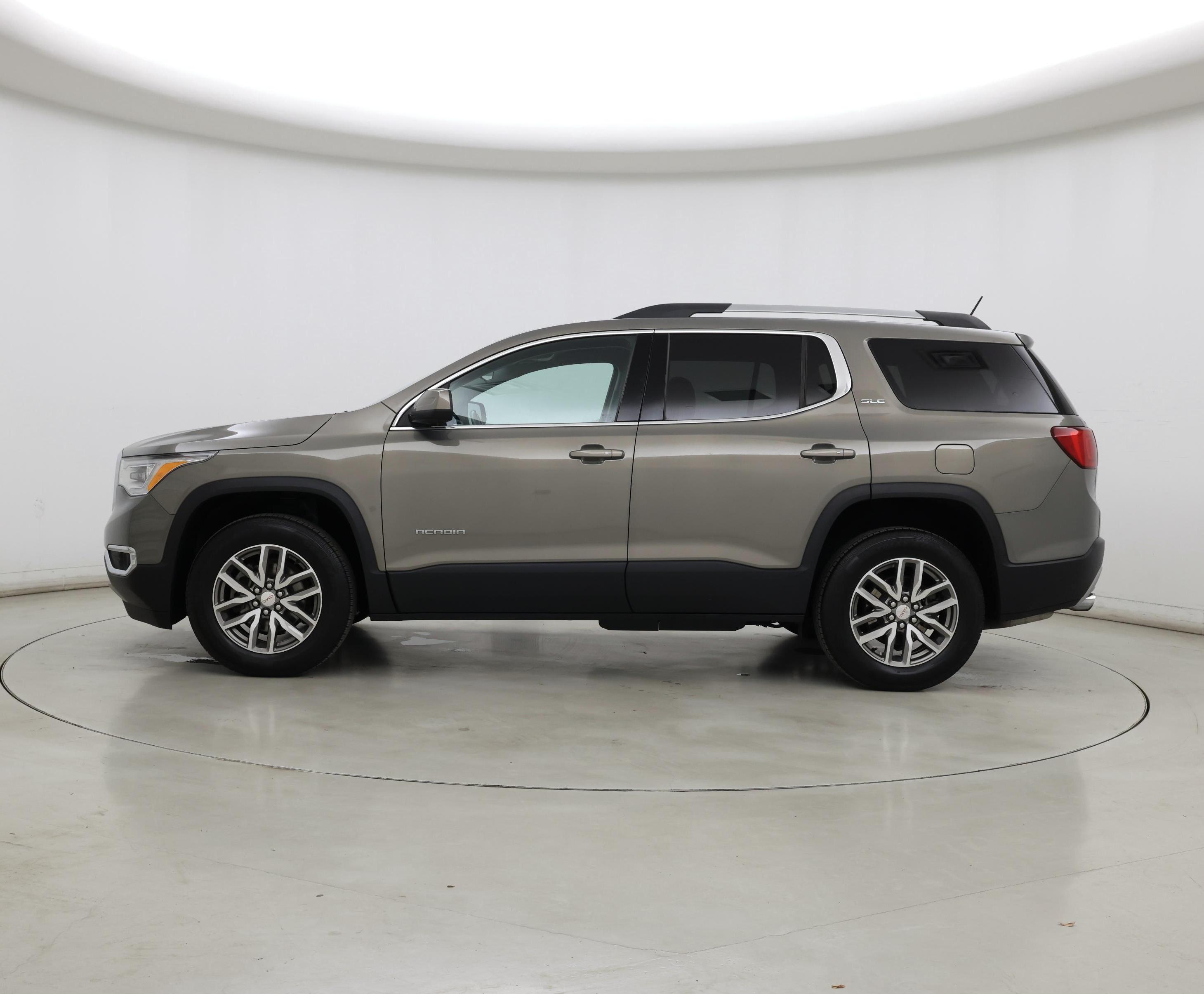 Thumbnail: 2019 GMC Acadia - 3