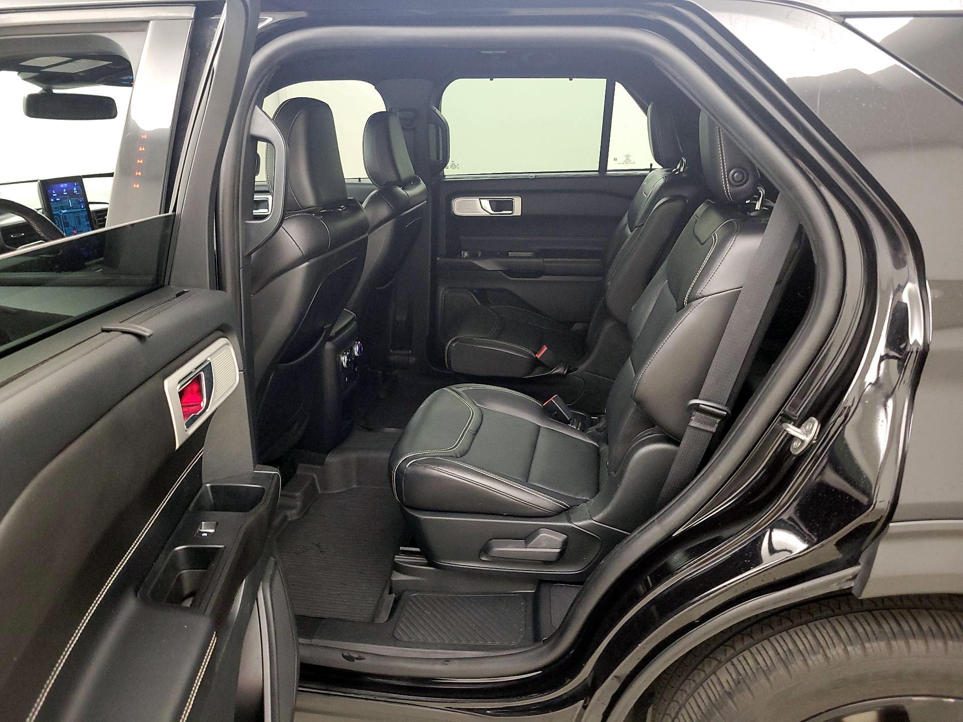 Thumbnail: 2020 Ford Explorer - 20