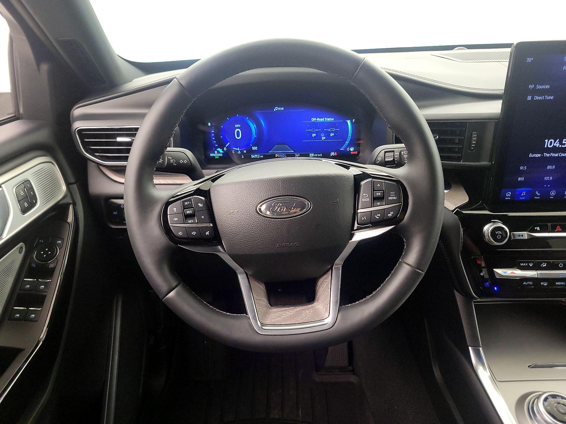 Thumbnail: 2023 Ford Explorer - 10