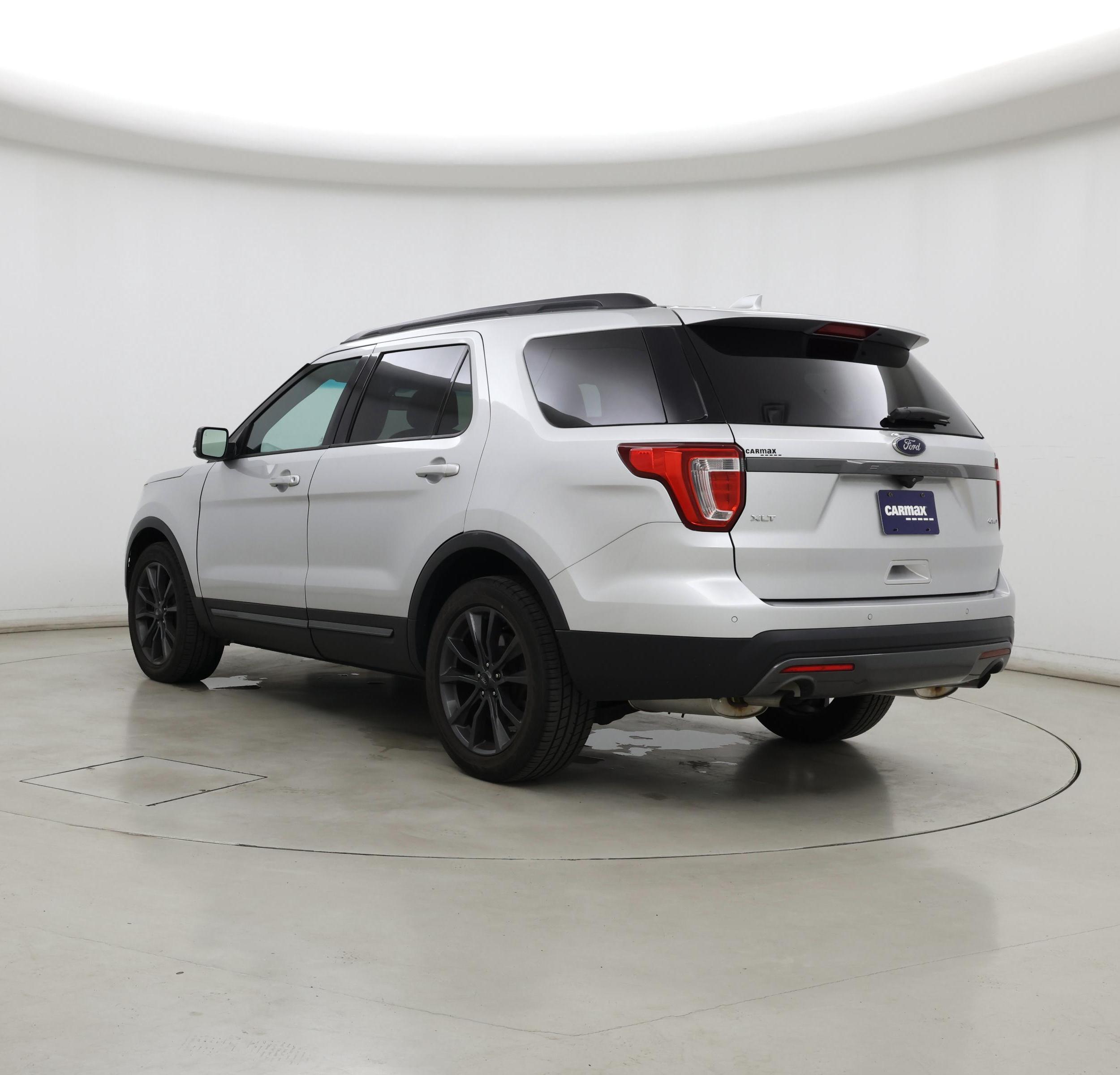 Thumbnail: 2017 Ford Explorer - 2