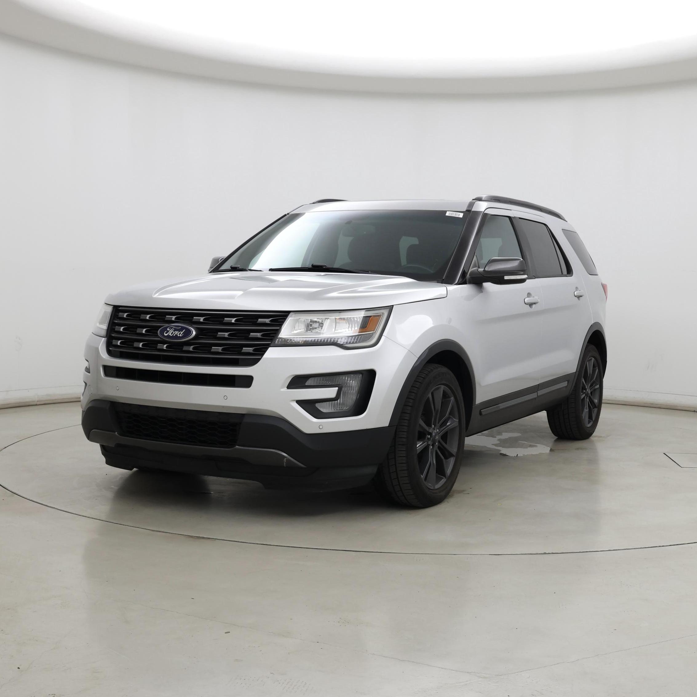 Thumbnail: 2017 Ford Explorer - 4