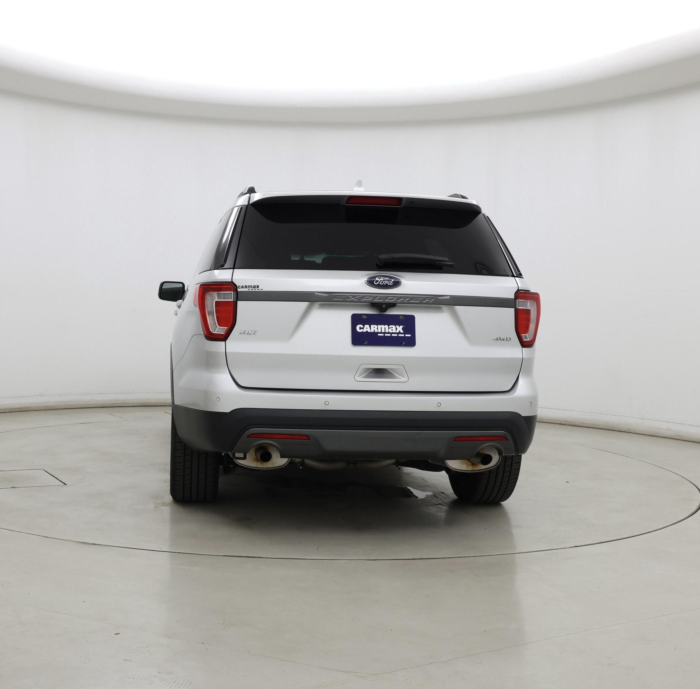 Thumbnail: 2017 Ford Explorer - 6
