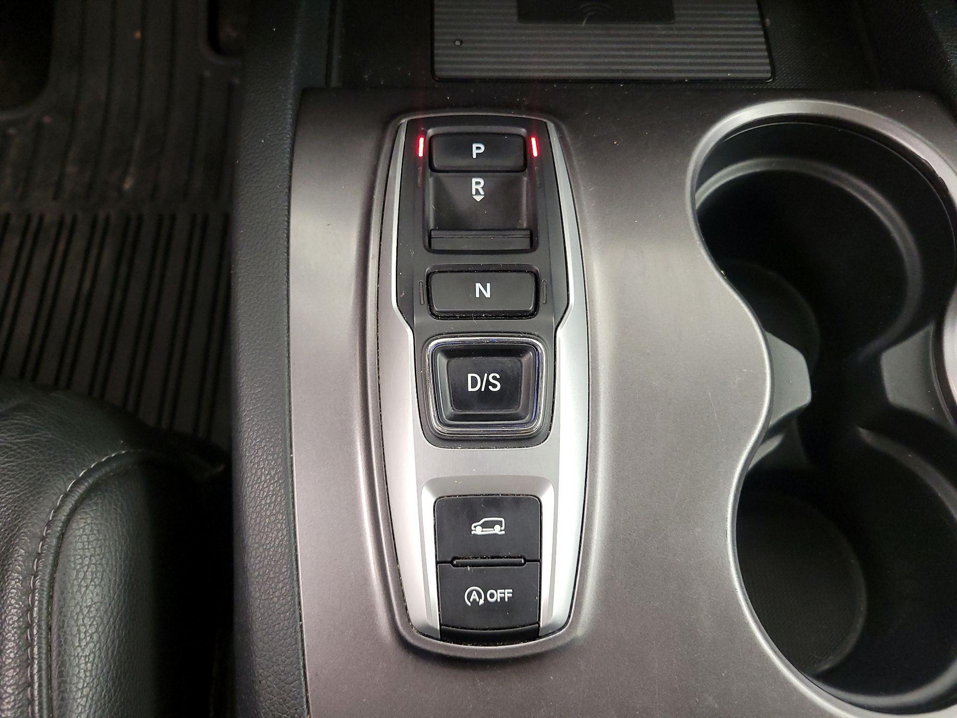 Thumbnail: 2021 Honda Pilot - 17