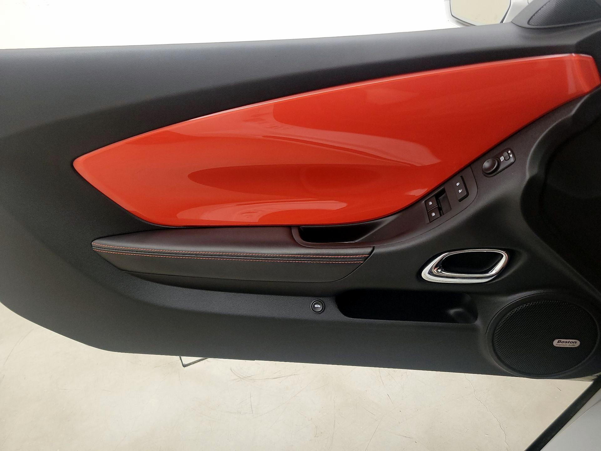 Thumbnail: 2014 Chevrolet Camaro - 12