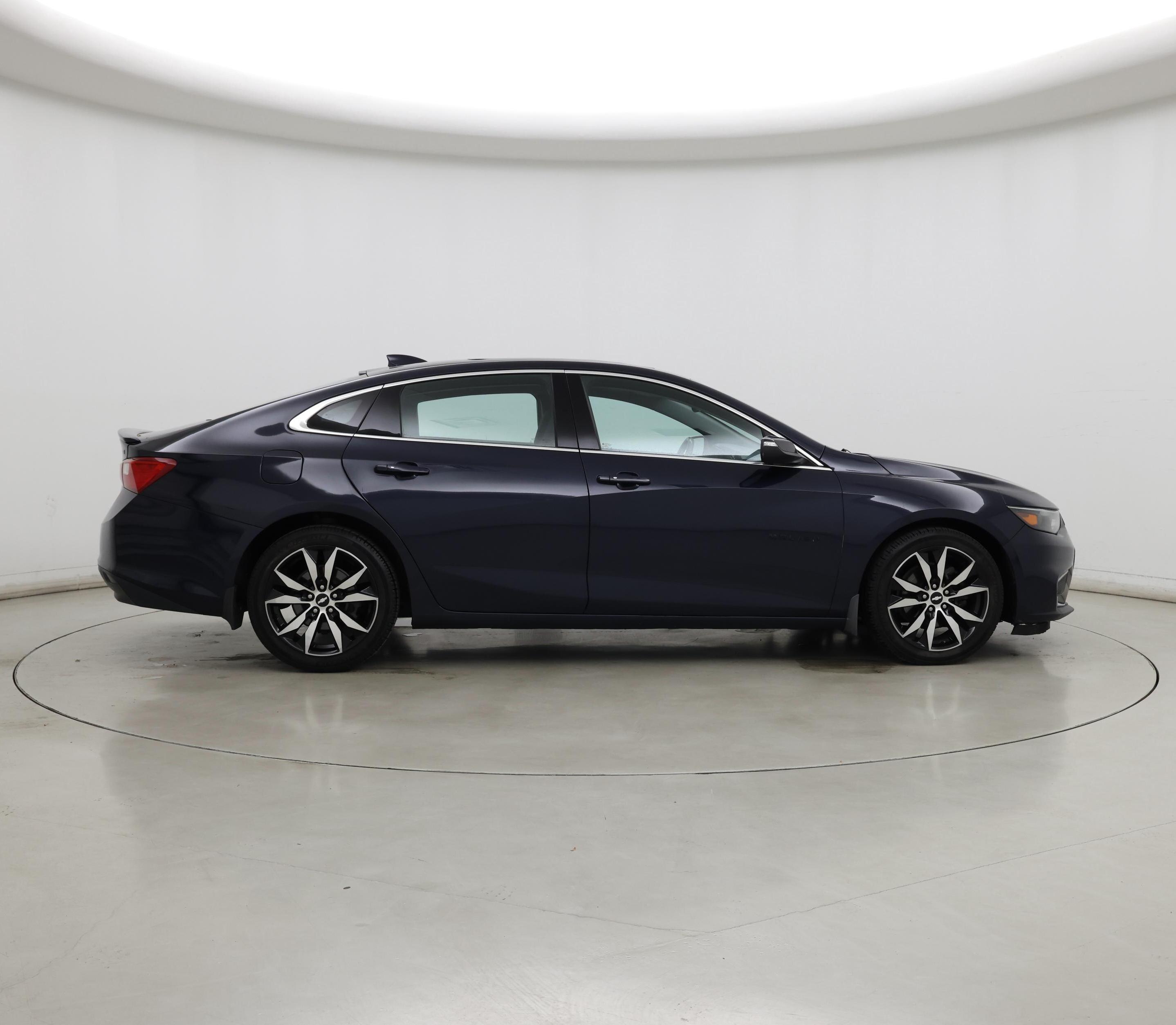 Thumbnail: 2018 Chevrolet Malibu - 7