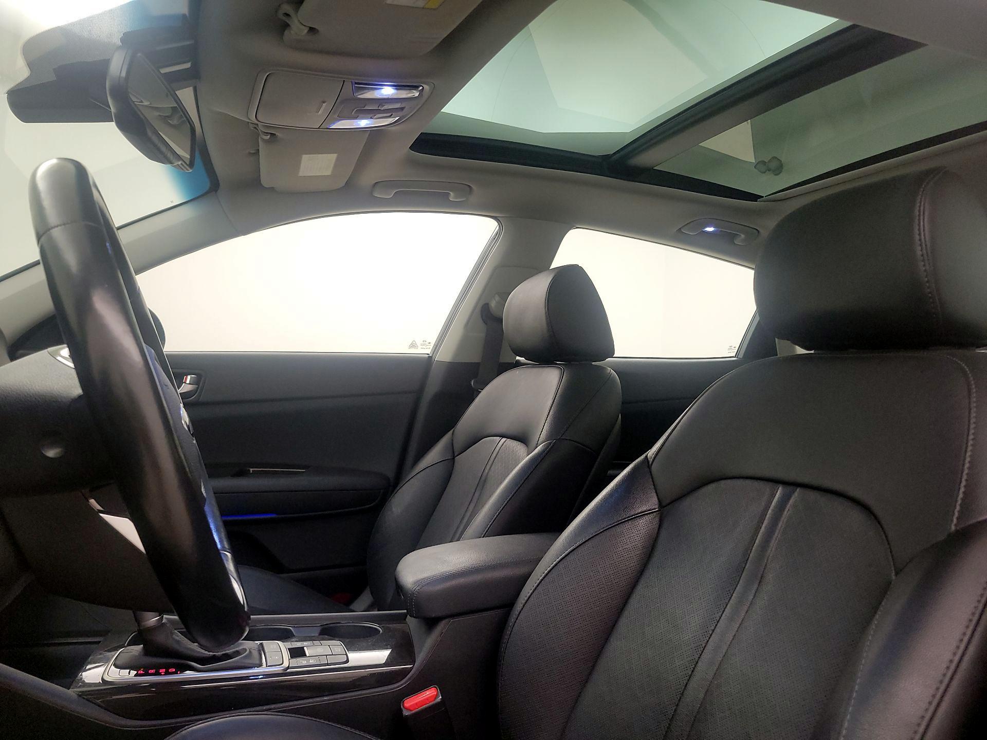 Thumbnail: 2020 Kia Optima - 20